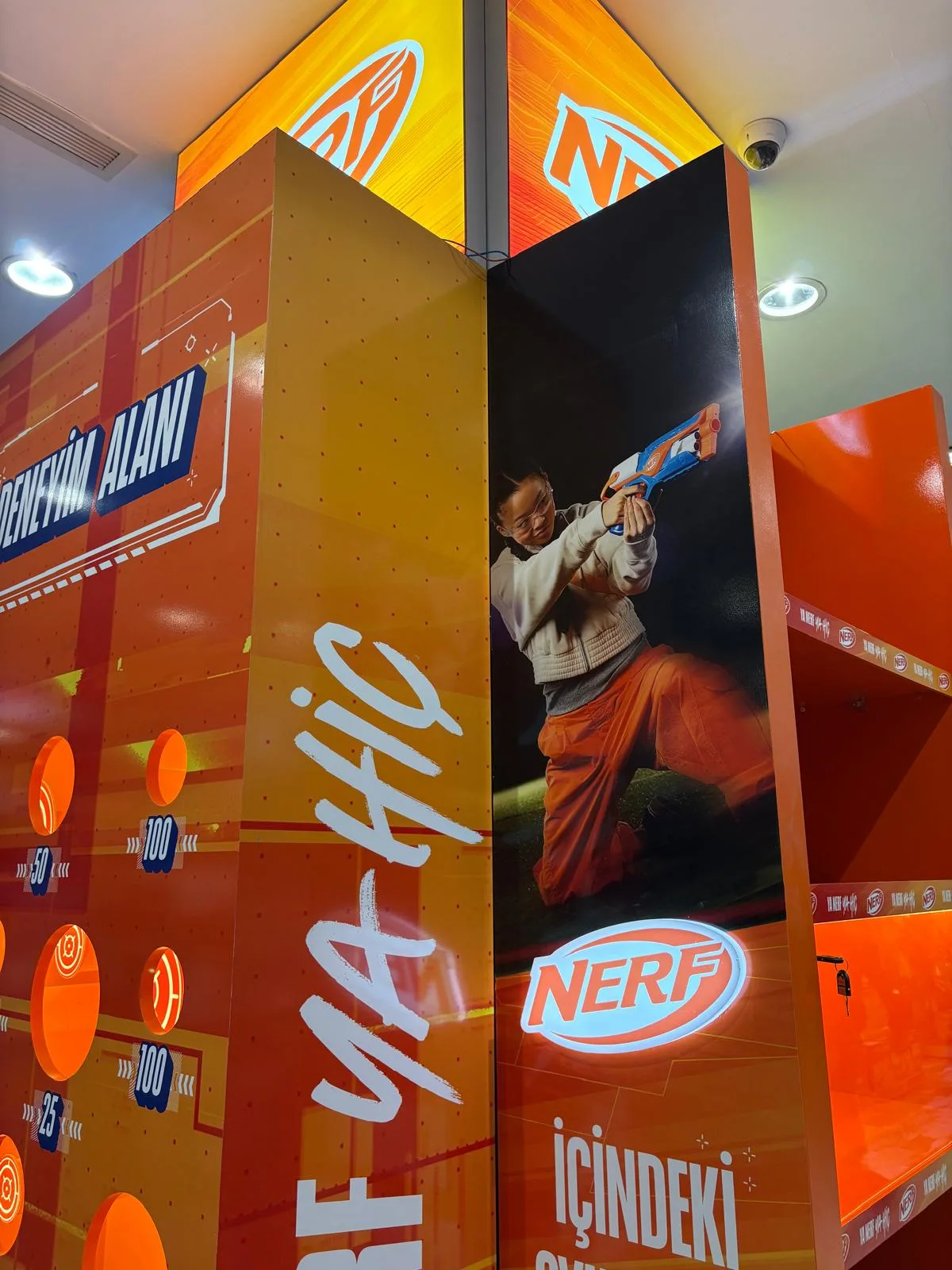 NERF — Mağaza İçi Stant